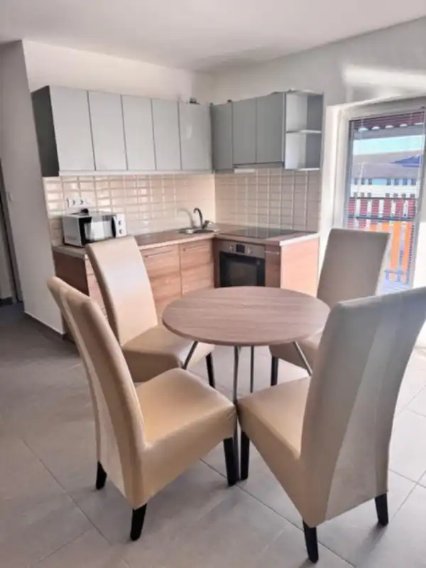 Kiadó tégla lakás, Kalocsa 1 szoba 50 m² 150 E Ft/hó