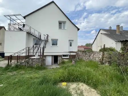 kiadó tégla lakás, Kecskéd