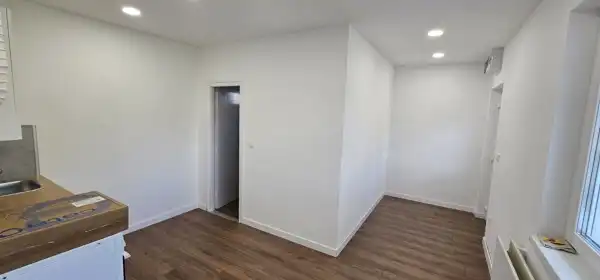 Kiadó tégla lakás, Kecskéd 1 szoba 39 m² 120 E Ft/hó + Áfa Kiadó tégla lakás, Kecskéd 1 szoba 39 m² 120 E Ft/hó + Áfa