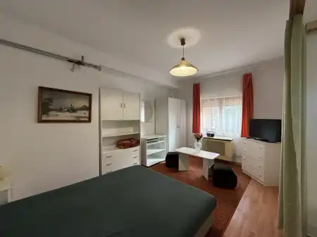 Kiadó tégla lakás, Komárom 1 szoba 32 m² 140 E Ft/hó