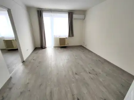 kiadó tégla lakás, Mohács