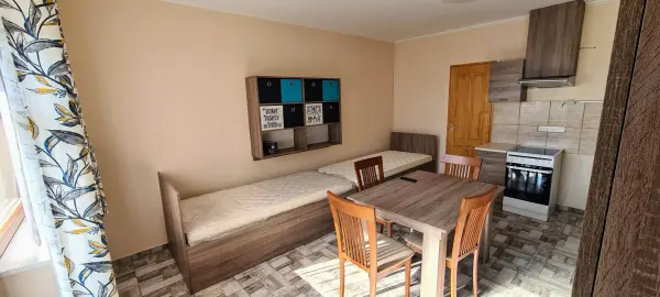 Kiadó tégla lakás, Paks 1 szoba 27 m² 130 E Ft/hó