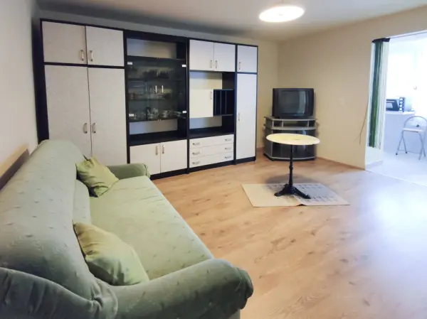 Kiadó tégla lakás, Paks 1 szoba 60 m² 135 E Ft/hó