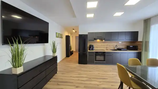 Kiadó tégla lakás, Paks 4 szoba 80 m² 200 E Ft/hó