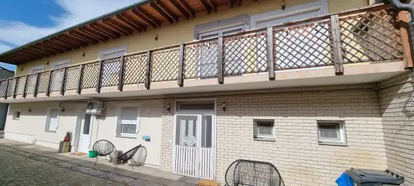 Kiadó tégla lakás, Paks 5 szoba 170 m² 600 E Ft/hó
