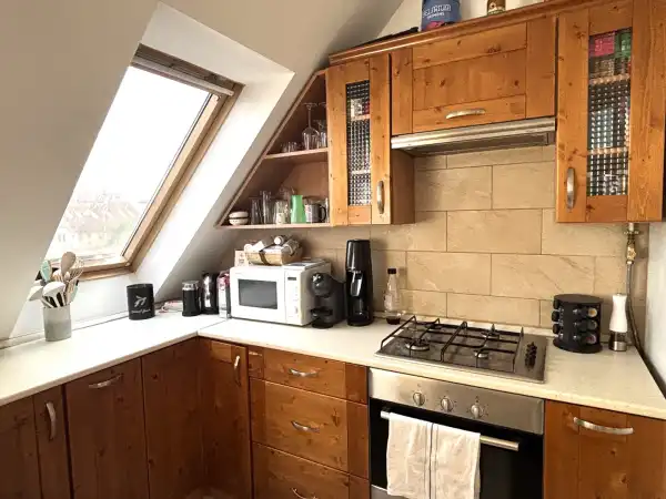 Kiadó tégla lakás, Szeged 3 szoba 63 m² 190 E Ft/hó