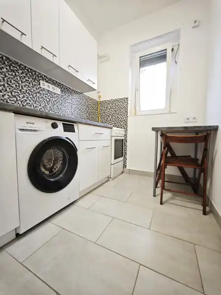 Kiadó tégla lakás, Szeged 1 szoba 42 m² 165 E Ft/hó
