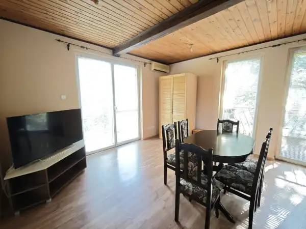 Kiadó tégla lakás, Szeged 2+1 szoba 72 m² 200 E Ft/hó