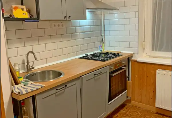 Kiadó tégla lakás, Székesfehérvár 3 szoba 88 m² 210 E Ft/hó