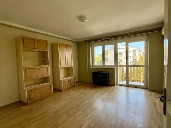Kiadó tégla lakás, Székesfehérvár 2 szoba 54 m² 190 E Ft/hó