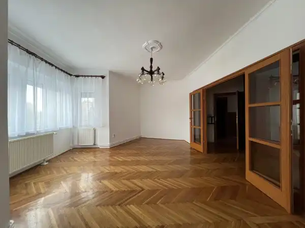 Kiadó tégla lakás, Székesfehérvár 2 szoba 57 m² 210 E Ft/hó