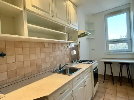 kiadó tégla lakás, Székesfehérvár