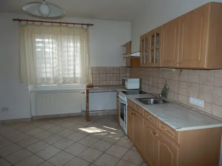 Kiadó tégla lakás, Tatabánya 1+1 szoba 43 m² 140 E Ft/hó