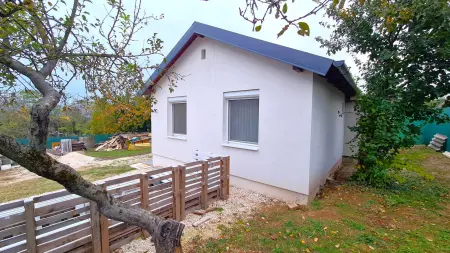kiadó új építésű családi ház, Csömör