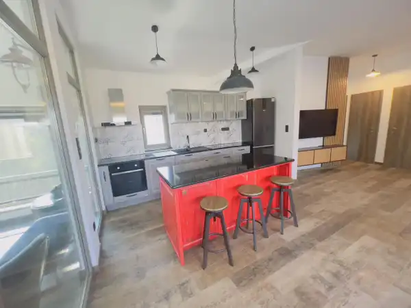 Kiadó új építésű tégla lakás, Tata 3 szoba 110 m² 350 E Ft/hó