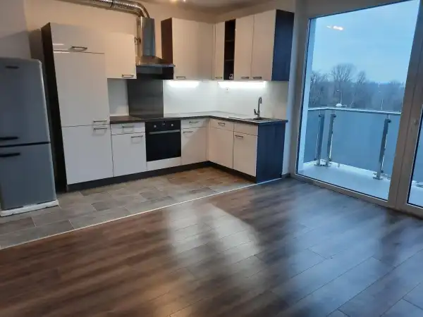 Kiadó új építésű tégla lakás, Tatabánya 2+1 szoba 53 m² 250 E Ft/hó
