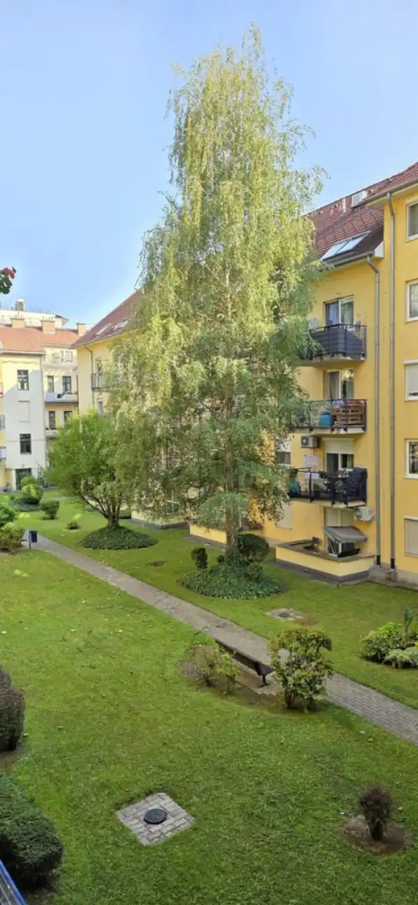 Kiadó újszerű tégla lakás, Budapest, IX. kerület 2 szoba 37 m² 230 E Ft/hó