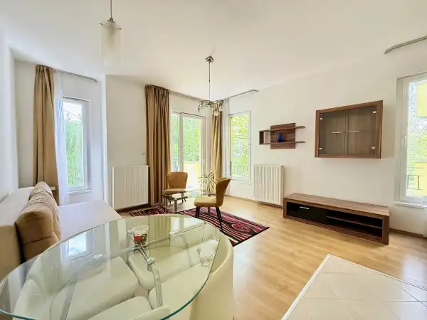 Kiadó újszerű tégla lakás, Budapest, XI. kerület 1 szoba 32 m² 220 E Ft/hó