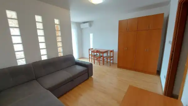 Kiadó újszerű tégla lakás, Budapest, XIII. kerület 1+1 szoba 35 m² 210 E Ft/hó