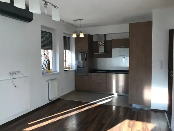 Kiadó újszerű tégla lakás, Budapest, XIV. kerület 2+2 szoba 73 m² 400 E Ft/hó