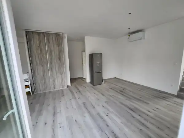 Kiadó újszerű tégla lakás, Budapest, XXII. kerület 1+2 szoba 65 m² 350 E Ft/hó