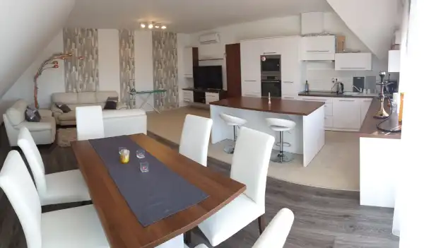 Kiadó újszerű tégla lakás, Paks 3 szoba 75 m² 360 E Ft/hó