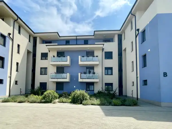Kiadó újszerű tégla lakás, Székesfehérvár 2 szoba 56 m² 210 E Ft/hó