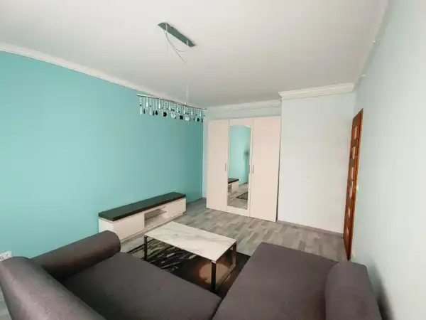 Kiadó újszerű tégla lakás, Tatabánya 2 szoba 49 m² 170 E Ft/hó